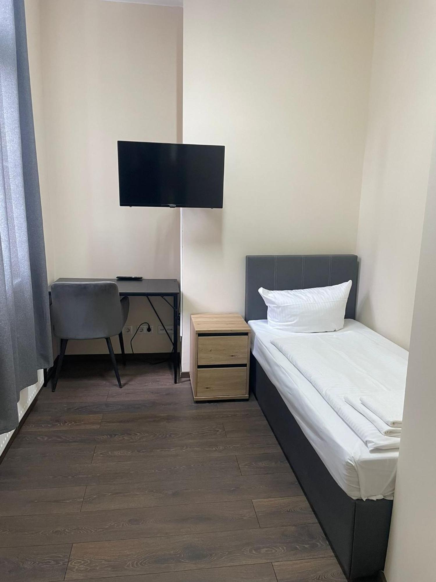 Hotel Aster An Der Messe — Photos 2